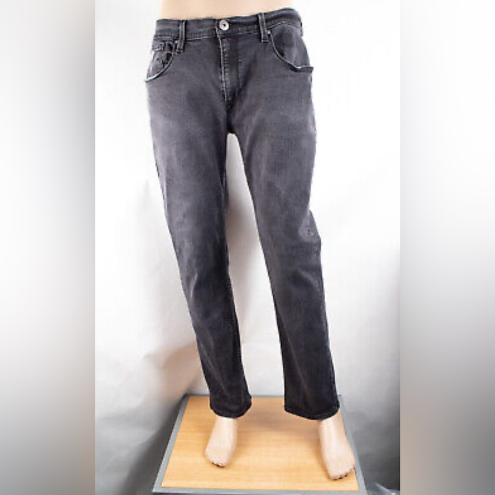 Guess Vermont Slim jeans. Size 34x30